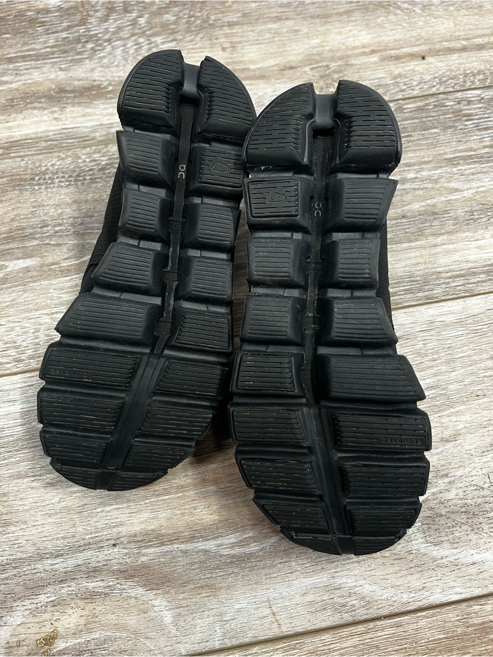 On Running Waterproof Shoes - Black - Picture 3 of 7